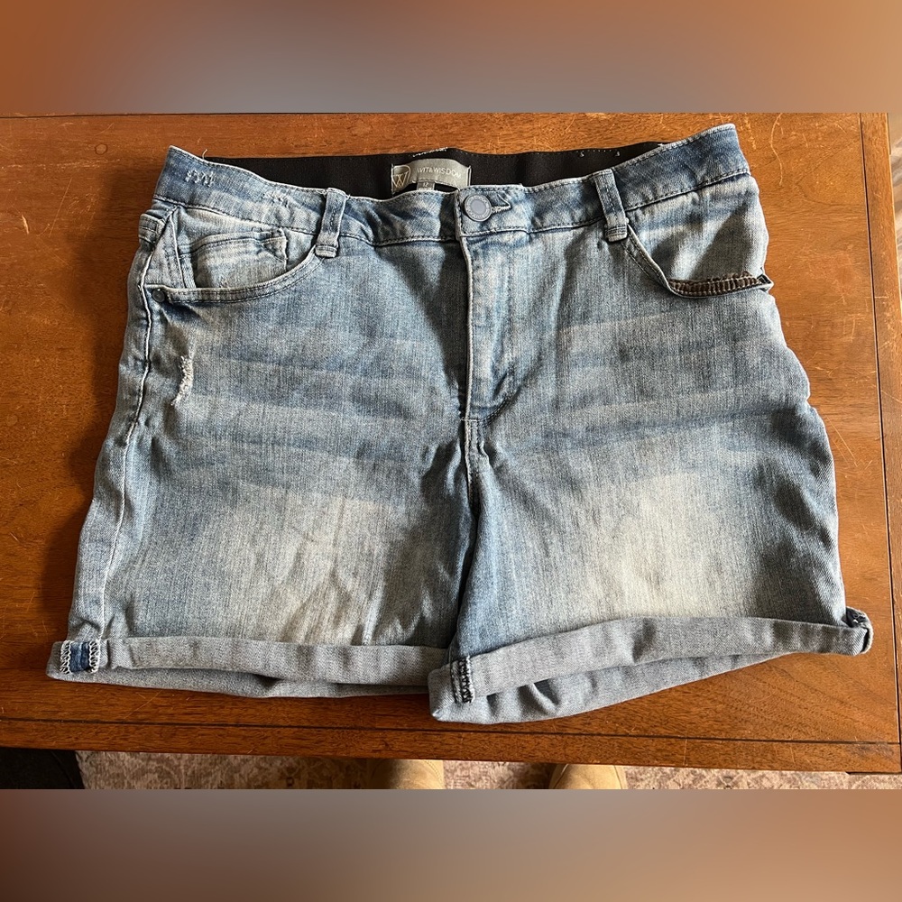 Wit & Wisdom ab solution Jean shorts